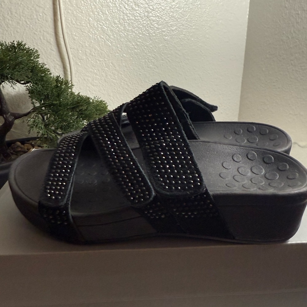 Vionic Black Sandals with Sparkling Straps - Picture 3 of 5